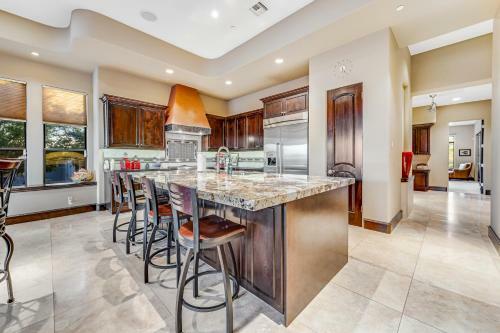 Cave Creek Oasis