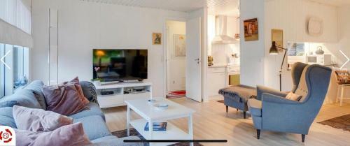 Sommerhus I Blokhus Helt T�t P� By Og Strand