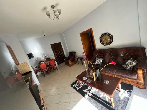 Apartament Me Qera