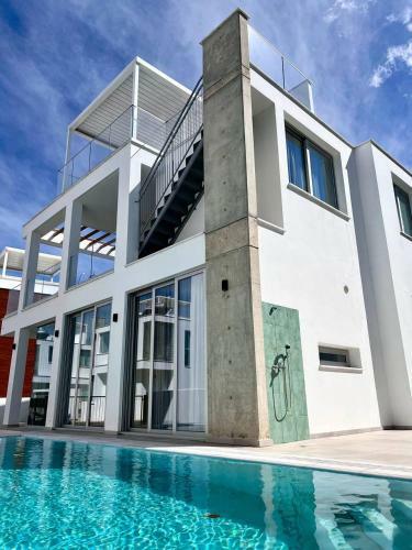 Luxury 2-floor Villa With Private Swimming Pool