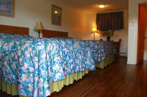 Sunrise Motor Inn