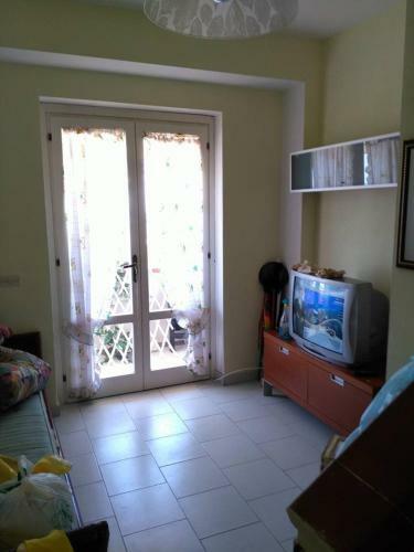Apartamento Cheerful 2 Bedroom Sea View House