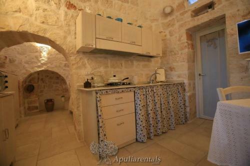 Villa Trullo Mil� With Pool