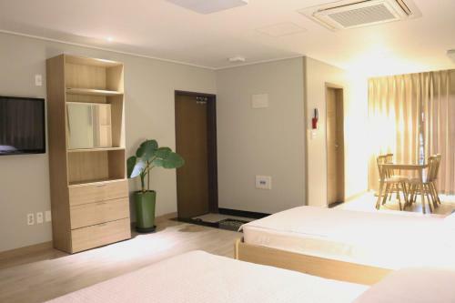 Hotel Jeju Yilin Pension