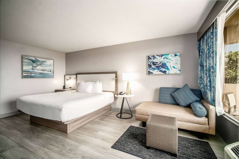 Hotel La Quinta Inn & Suites Cocoa Beach Oceanfront