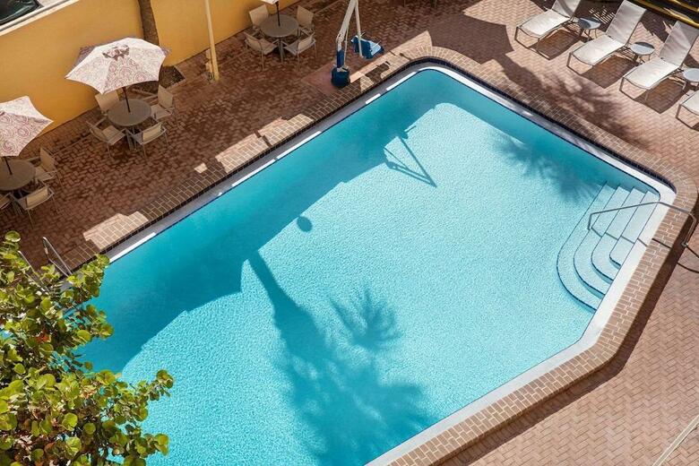 Hotel La Quinta Inn & Suites Cocoa Beach Oceanfront