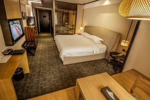 Wuhan Haiting Longan Hotel