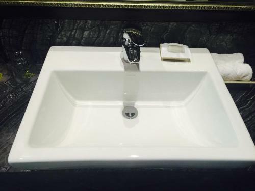 Wuhan Haiting Longan Hotel