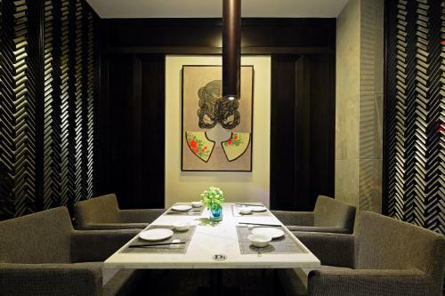 Wuhan Haiting Longan Hotel