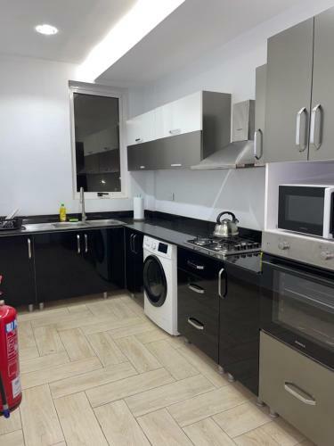 Luxury 3 Bedroom Fully Furnished Apartment