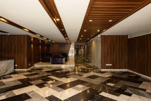 Apartamento Waterfront Designer 2br W Pool Access - 5 Min To Airport
