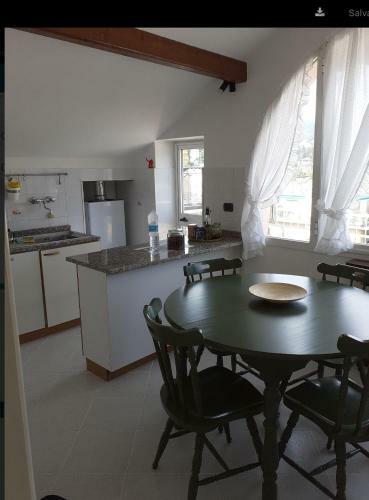 Apartamento La Mansarda Vicino Al Porto