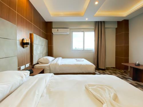 Nine Pyramids View Hotel