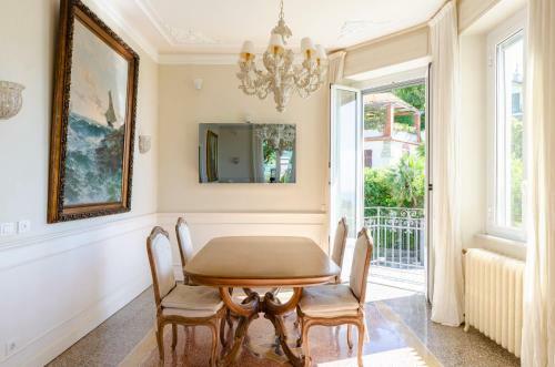 Altido Royal Villa With Orange Tree Garden And Seaview
