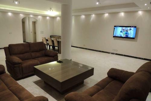 Villa Sultan Luxurious Townhouse Near Auc