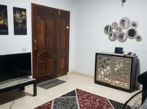 Pyramids View 3 Bedrooms Apartment