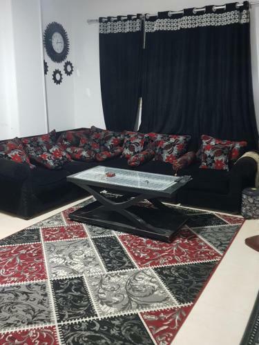 Pyramids View 3 Bedrooms Apartment