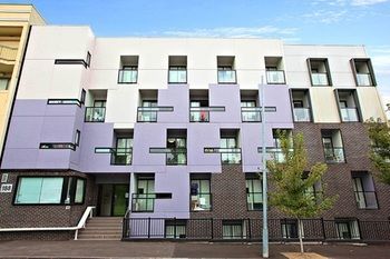 Aparthotel City Edge North Melbourne Apartment Hotel