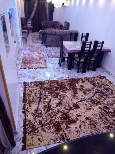 Apartamento ???