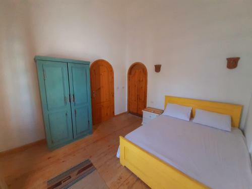 Hostal Manta House