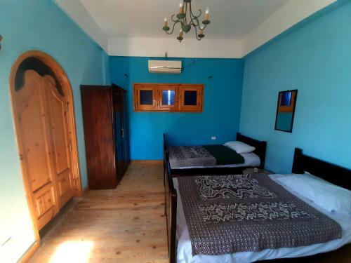 Hostal Manta House