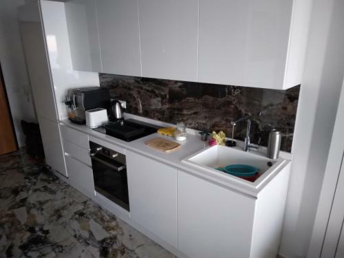 Modern Seaview Apartment