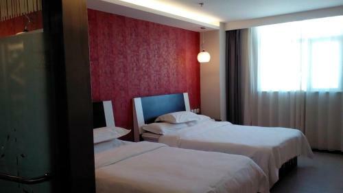 Fairyland Hotel Dongfeng Plaza