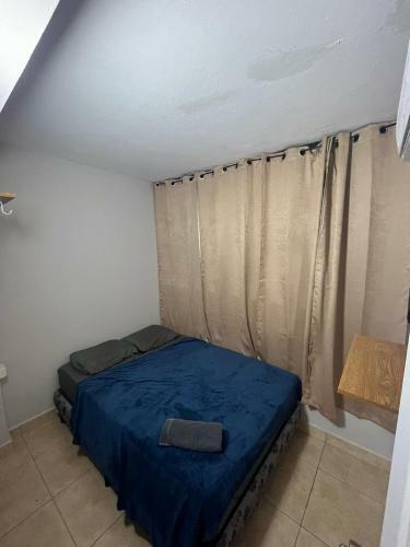 Ms Hostal