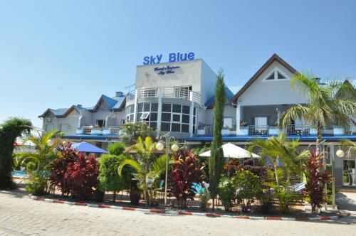 Hotel Sky Blue H�tel & Espace