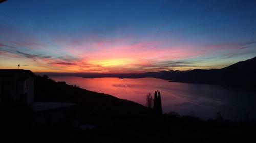 Bed & Breakfast Beb Da Paolo Con Vista Lago