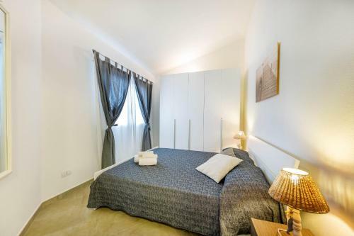 Caneis Apartments