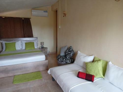 Riverside Holiday Home
