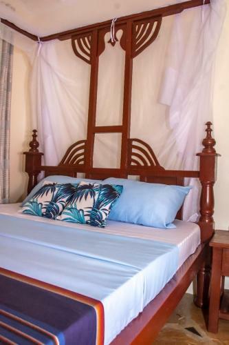 One Bedroom Terrace Apartment-amarrosi Buffalo