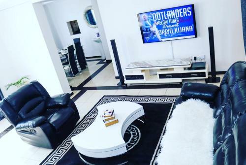 Apartamento Sofitel 4 Bedrooms Maisonette Milimani