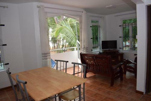 Sea Front Apartment Villa