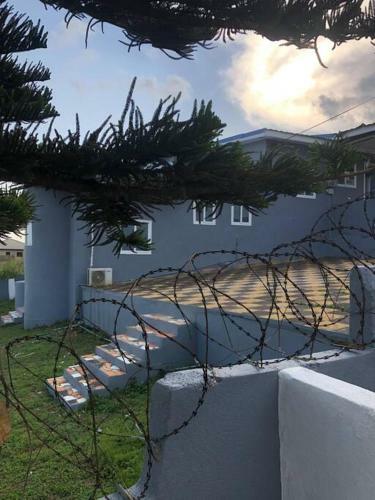 Cozy 3-bedroom Villa In Kwabenya