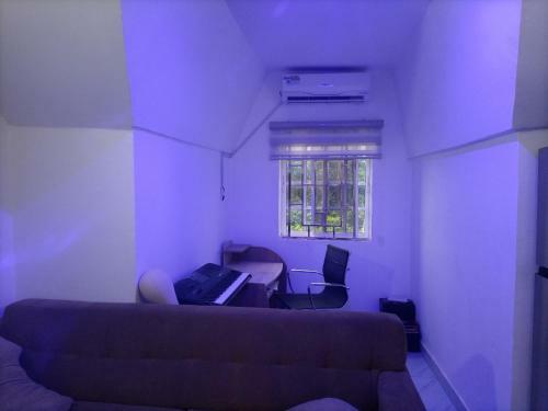 One Bed Loft Serviced Apartment Wuse II Near Banex