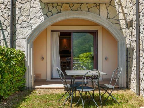 Gorgeous Holiday Home In Scanno With Garden