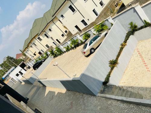 The Hems Apartment, Abuja