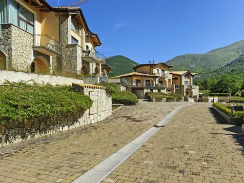 Lovely Holiday Home In Scanno With Terrace
