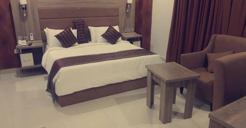 Haris Hotel