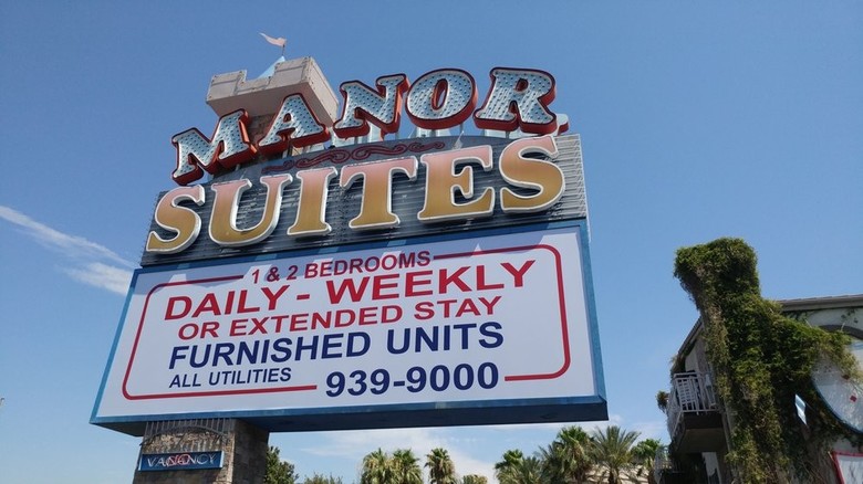 Aparthotel Manor Suites
