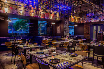 Y2 Residence Hotel
