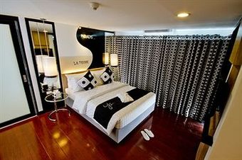 Y2 Residence Hotel