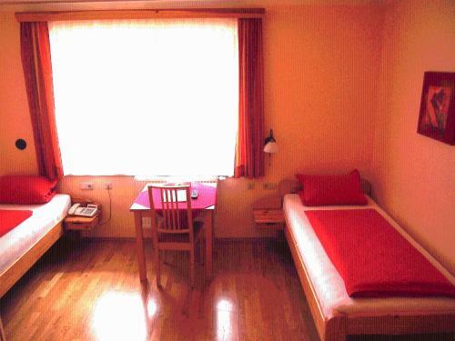 Hostal Gasthof Zur Donaubr�cke
