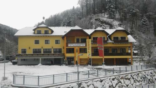 Hostal Gasthof Zur Donaubr�cke