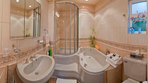 Ocean Breeze Executive Bed And Breakfast