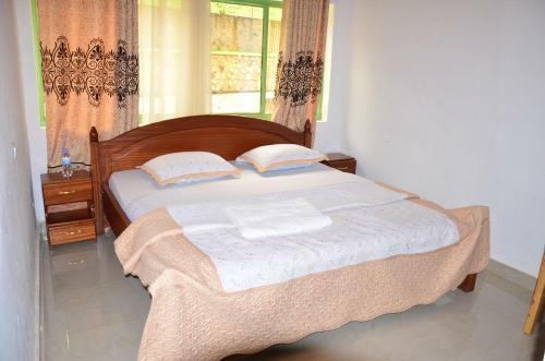 Hostal Maison St Benoit Kigufi