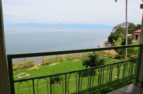 Hostal Maison St Benoit Kigufi