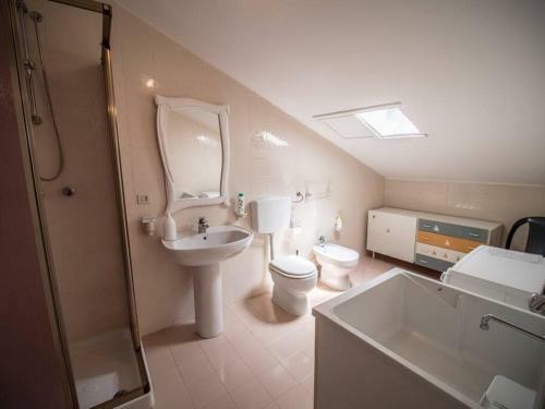 Apartamento Private Upstairs Suite, Scalea Historical Center